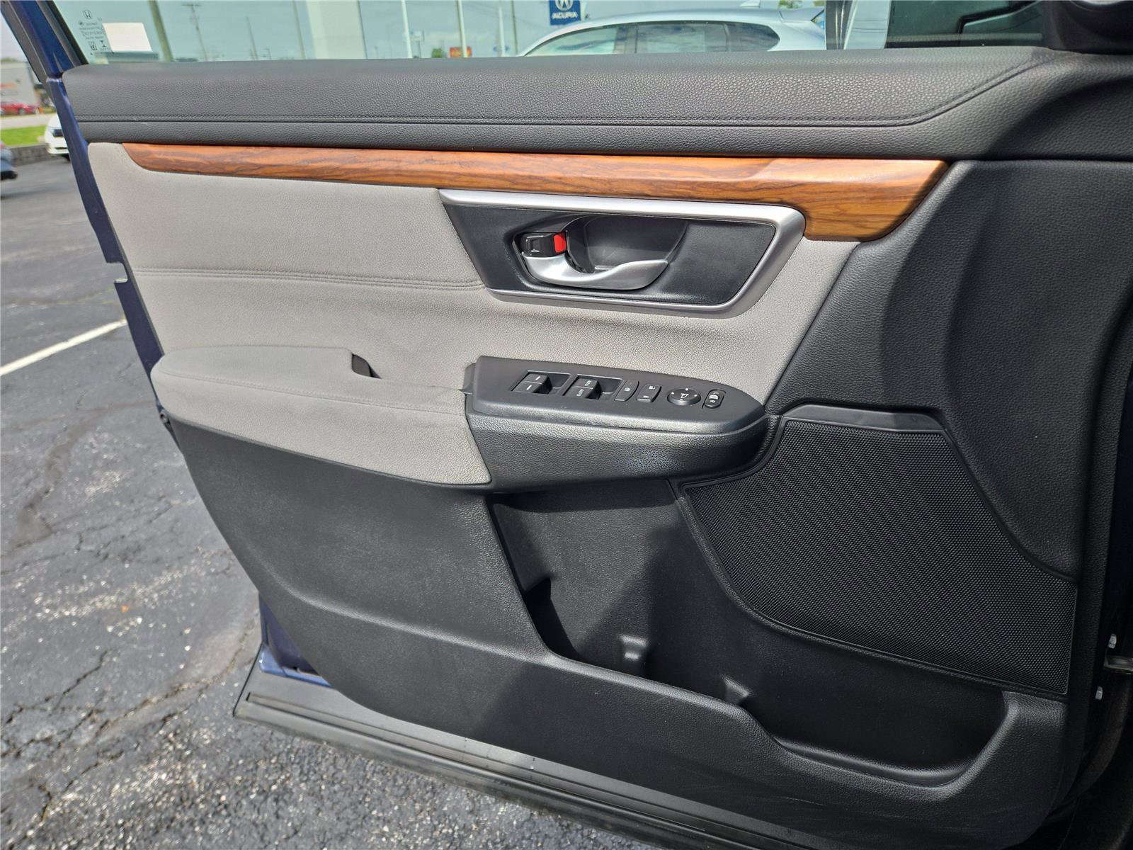 Used 2019 Honda CR-V EX image 17