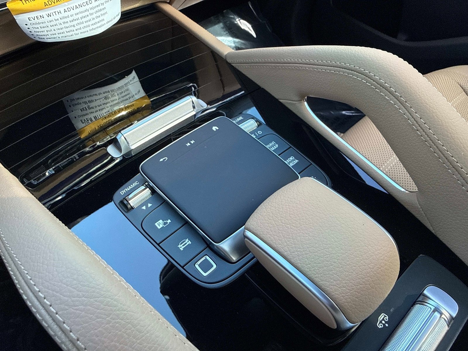 New 2026 Mercedes-Benz GLS 450 4MATIC image 27