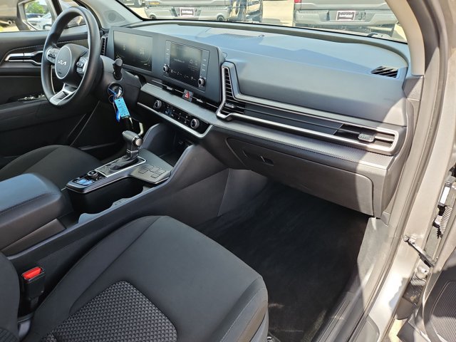 Used 2024 Kia Sportage LX FWD image 20