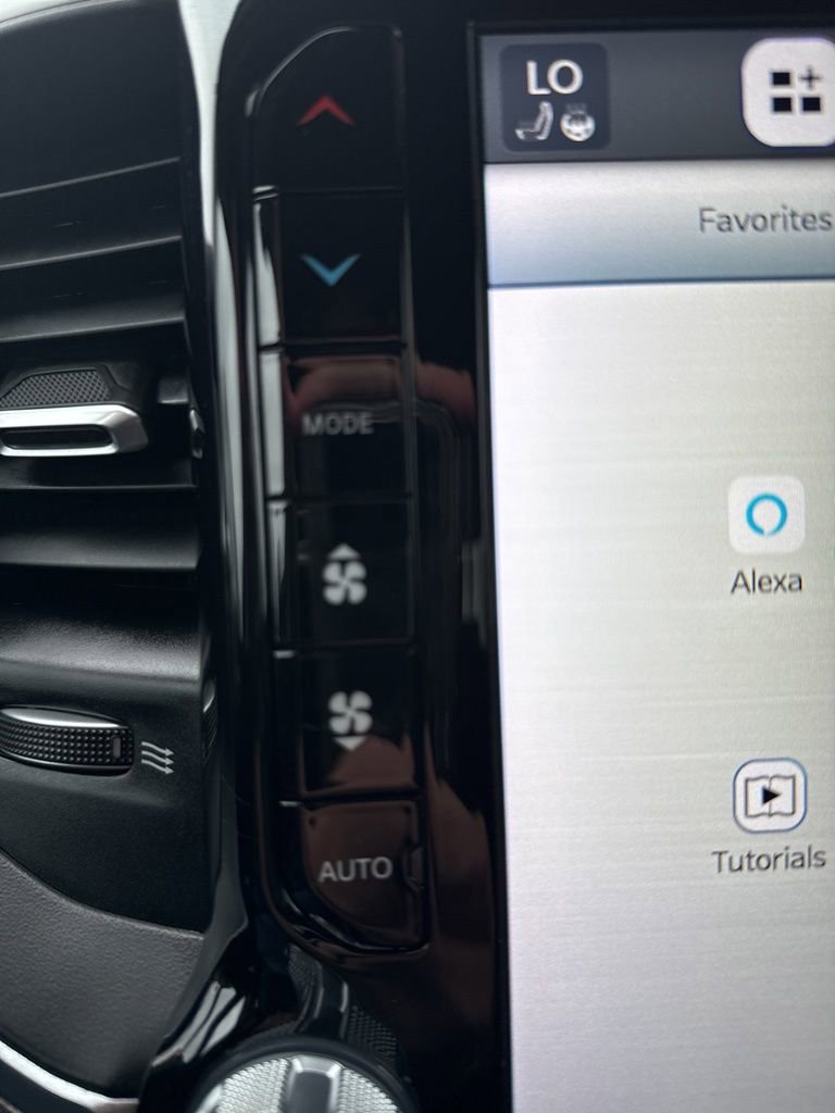 Used 2022 RAM 1500 Laramie image 26