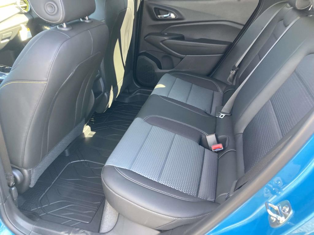 New 2026 Chevrolet Trax LT w/ Driver Confidence Package image 11