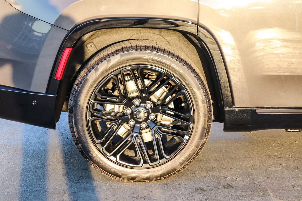 New 2026 Jeep Grand Wagoneer Limited AWD/4WD image 12