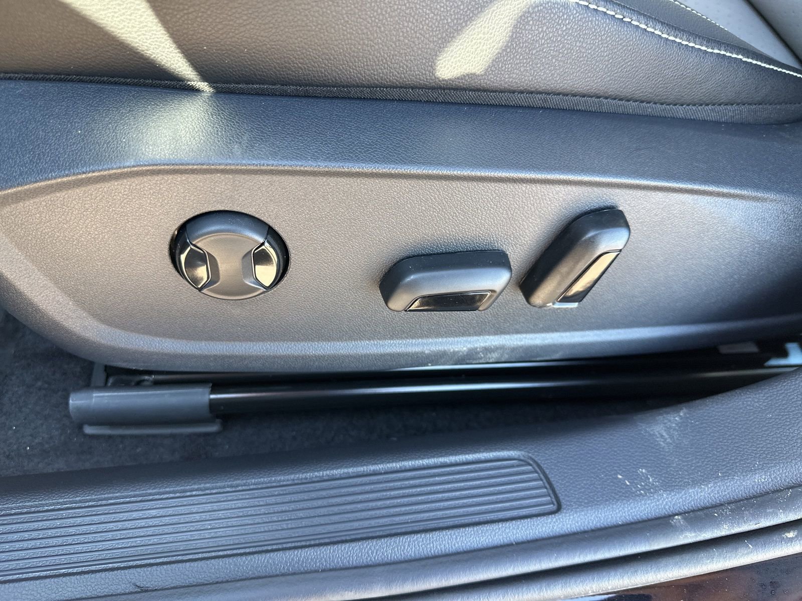 New 2026 Volkswagen Jetta SE image 11