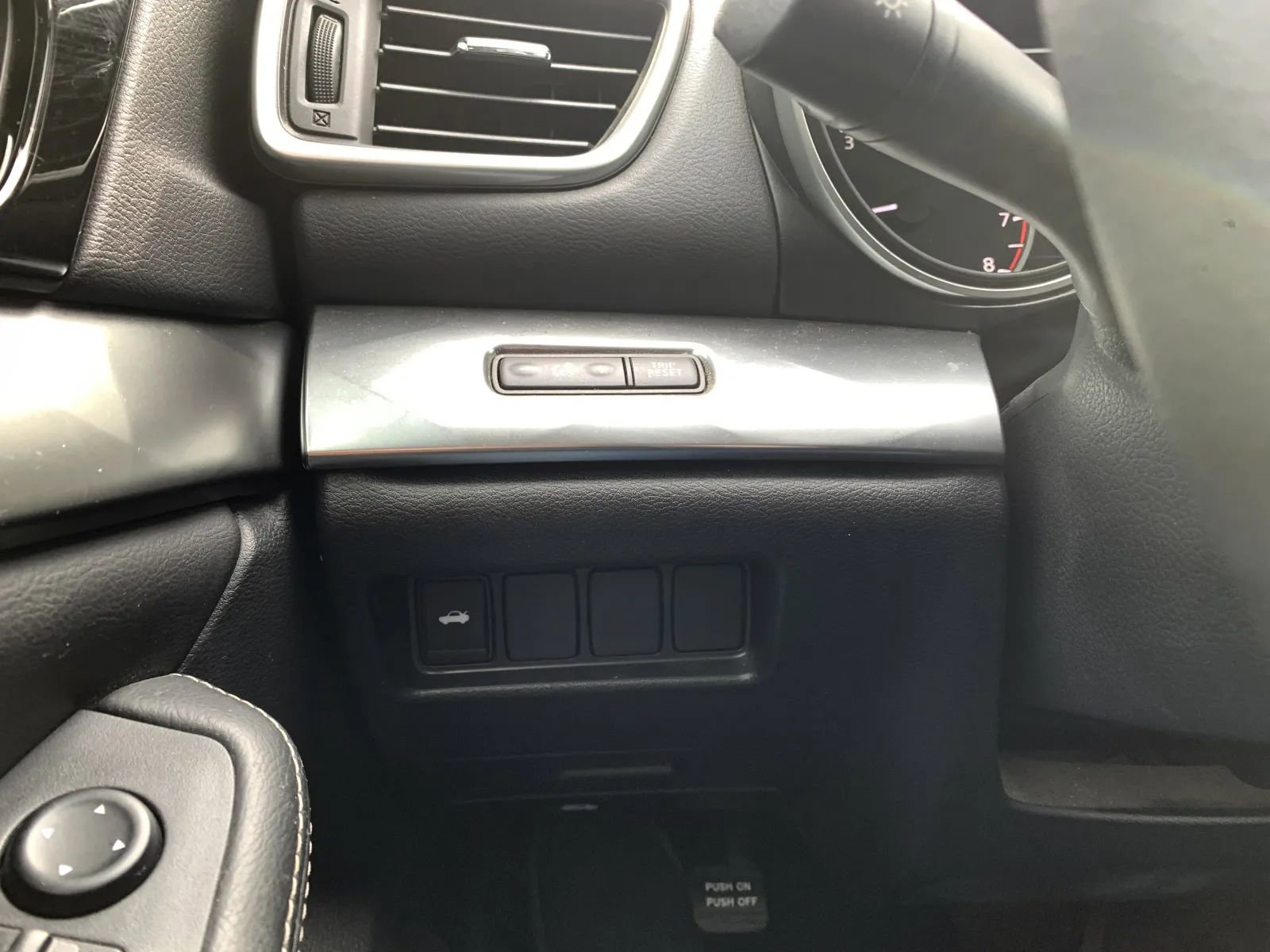 Used 2020 Nissan Maxima 3.5 SV w/ Floor Mat Group FWD image 20
