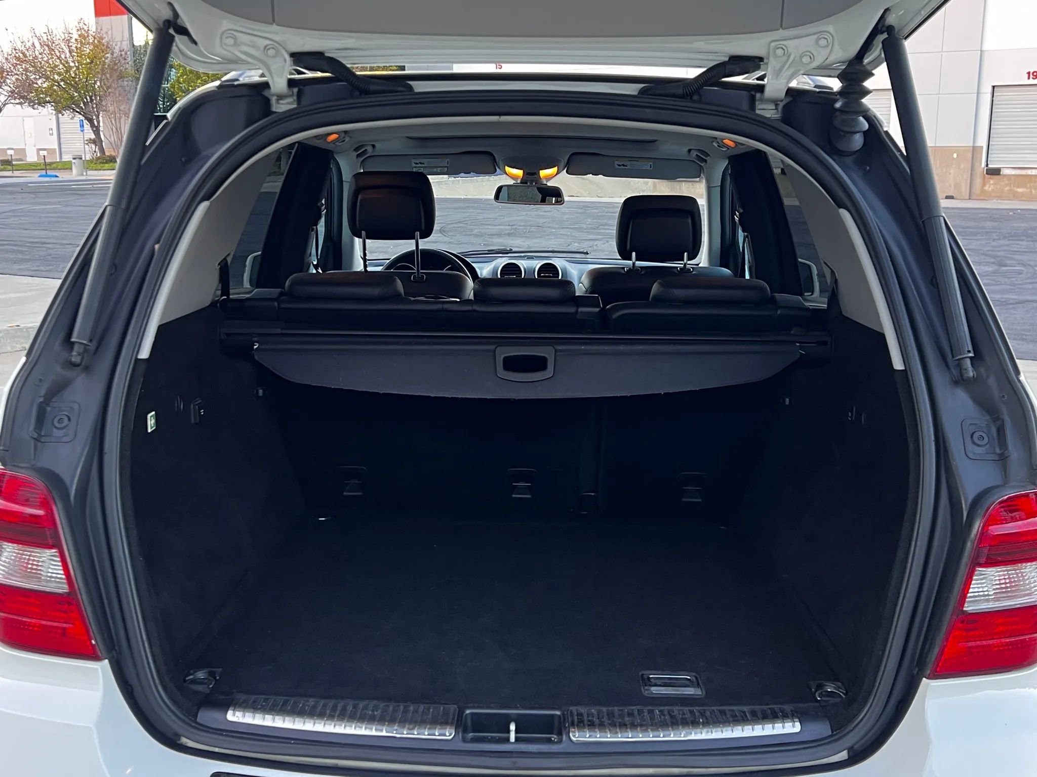 Used 2011 Mercedes-Benz ML 350 4MATIC image 29