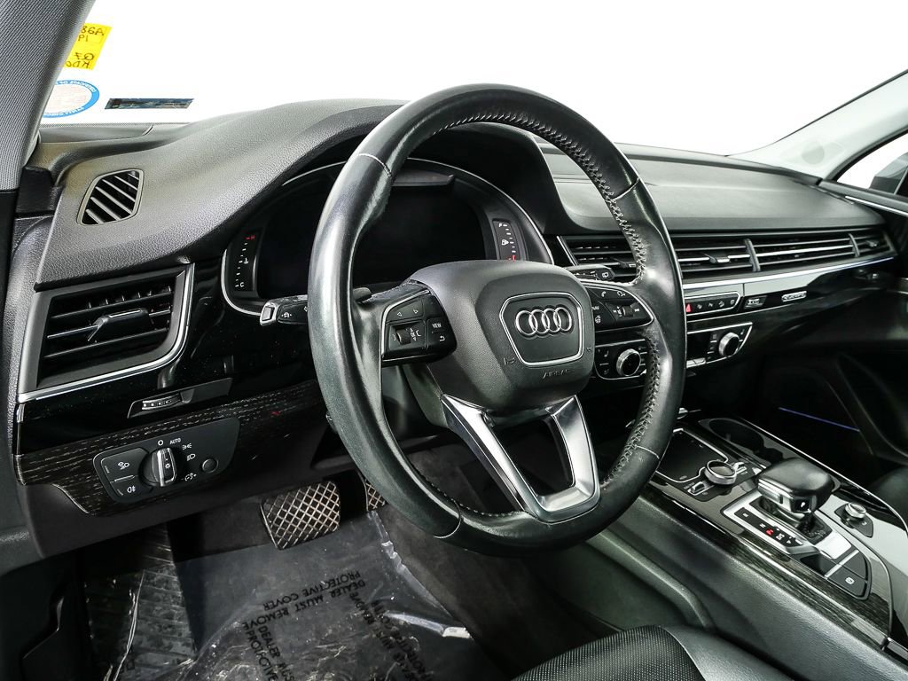 Used 2019 Audi Q7 3.0T Premium Plus w/ Premium Plus Package image 4