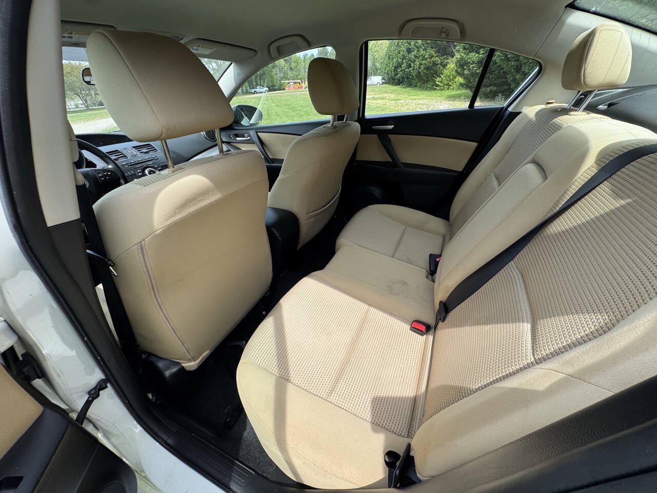 Used 2012 MAZDA MAZDA3 i Touring FWD image 19