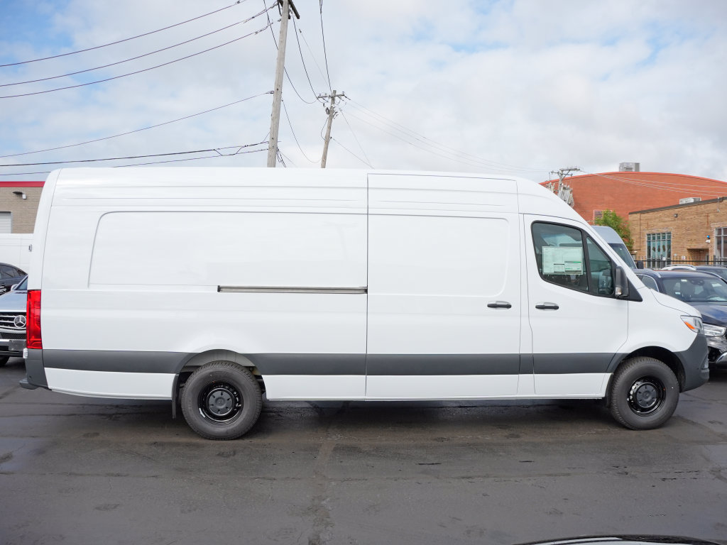 New 2026 Mercedes-Benz Sprinter 2500 image 2