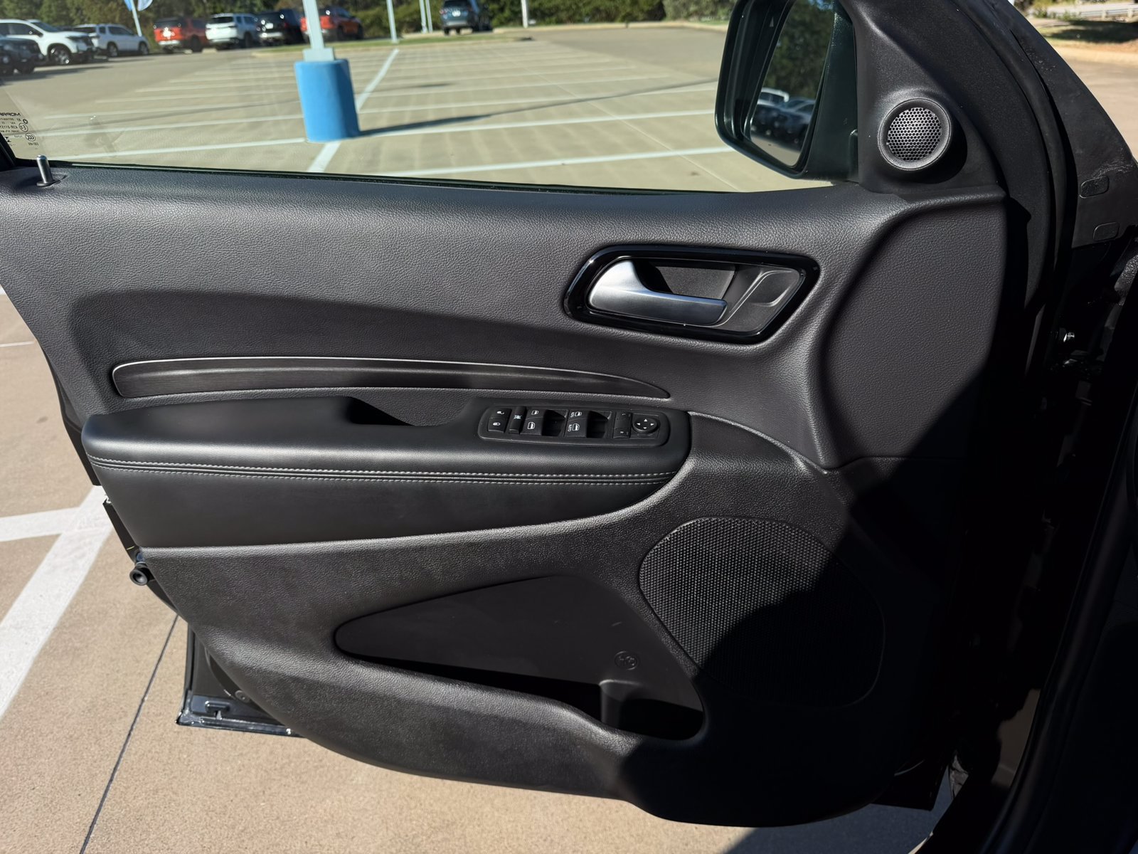 Used 2023 Dodge Durango SXT AWD/4WD image 24