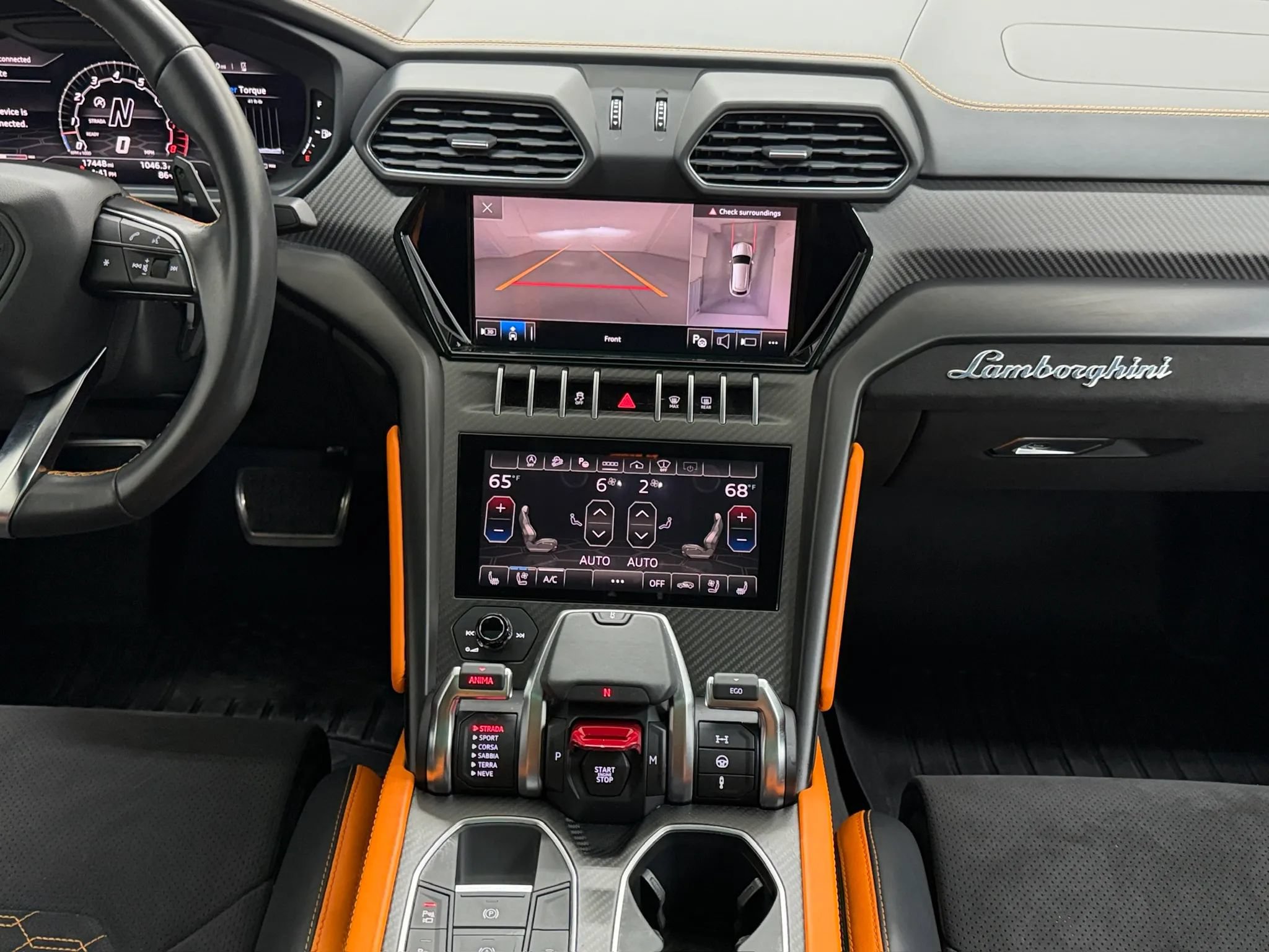 Used 2022 Lamborghini Urus AWD/4WD image 82
