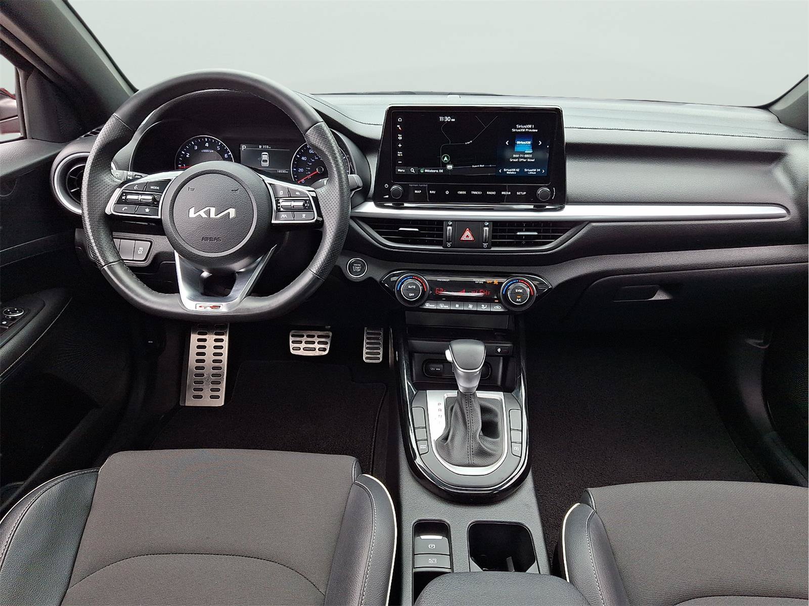 Used 2024 Kia Forte GT-Line w/ GT-Line Premium Package FWD image 9