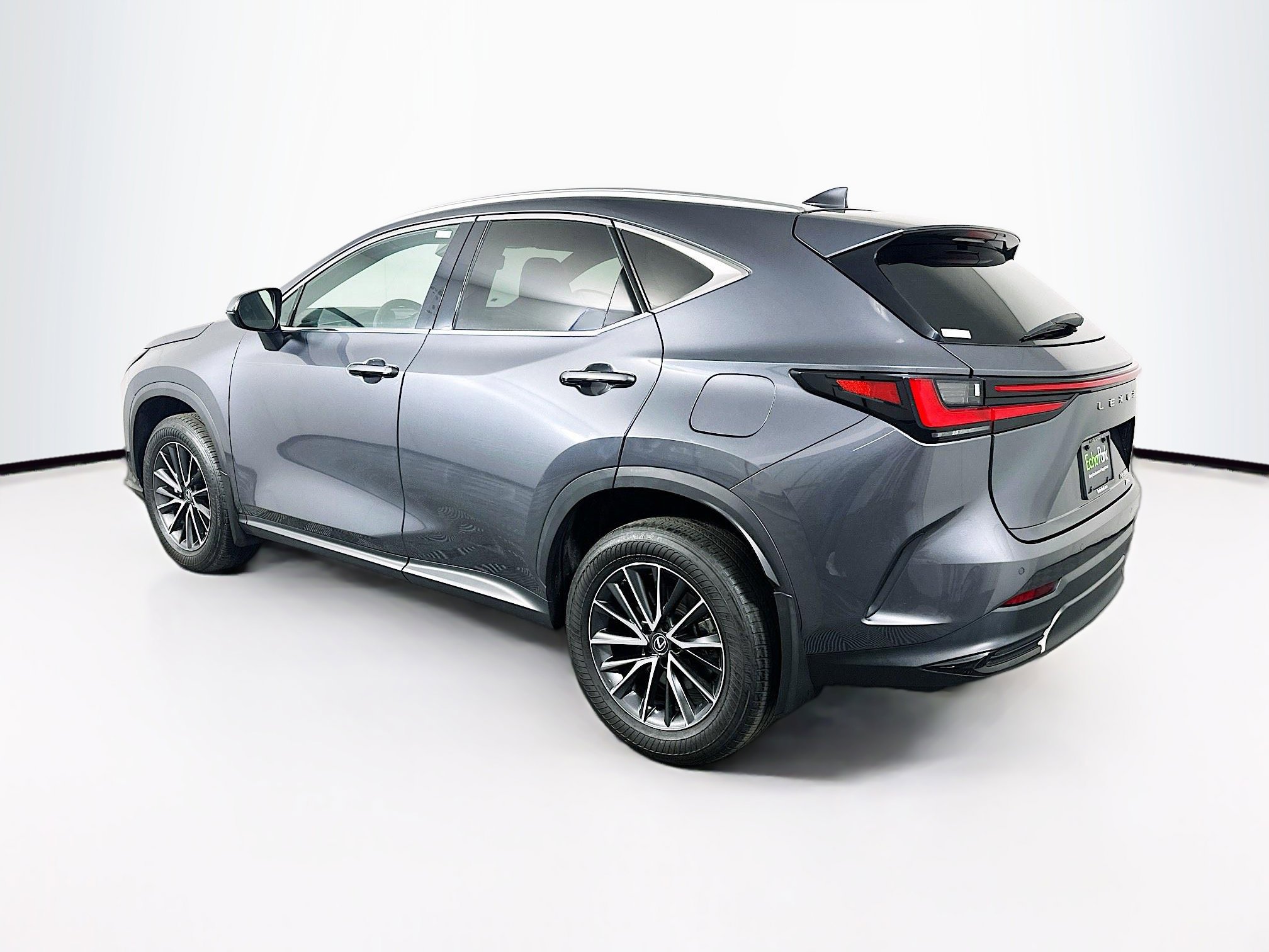 Used 2023 Lexus NX 350 AWD image 5