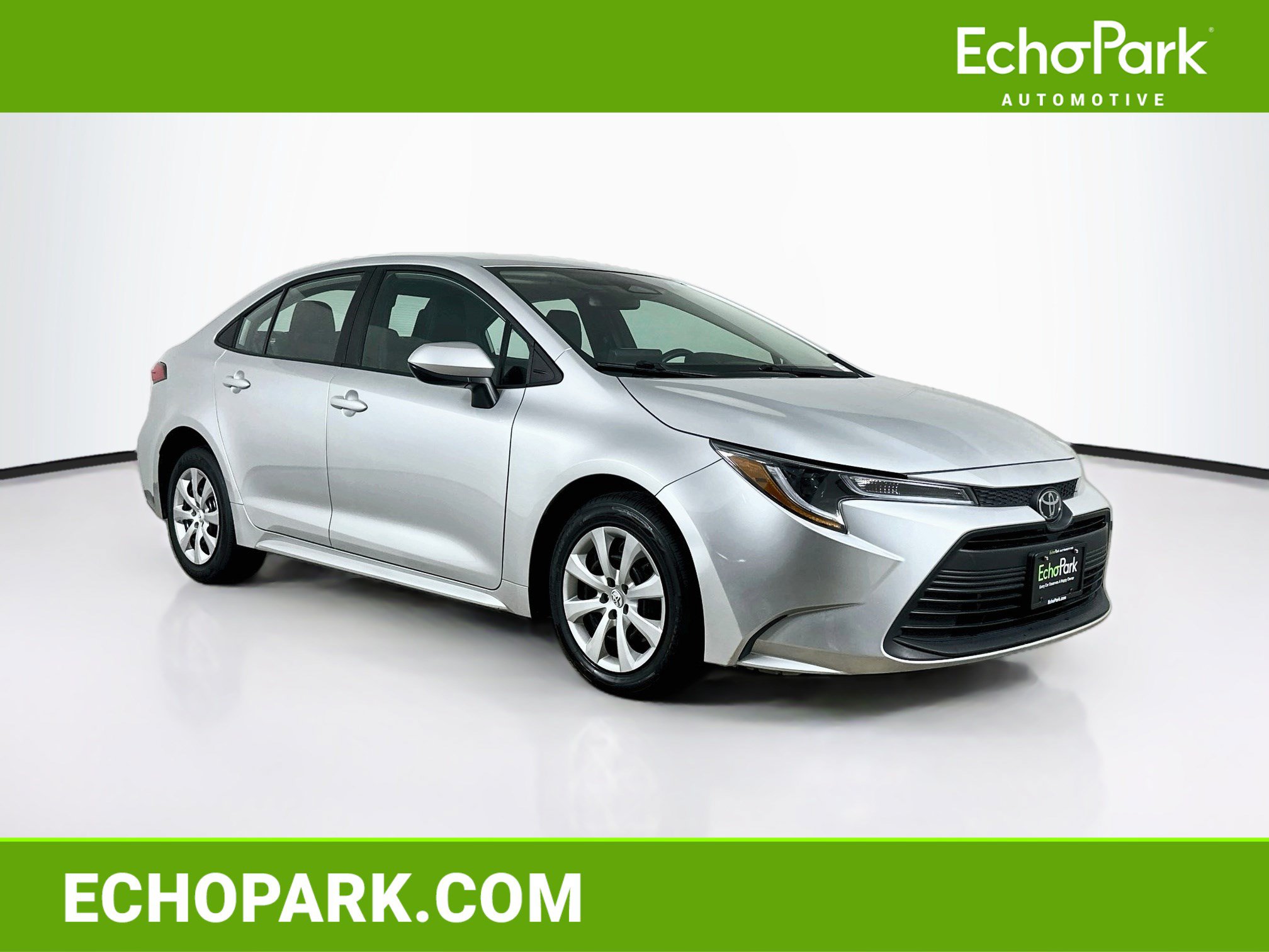 Used 2025 Toyota Corolla LE