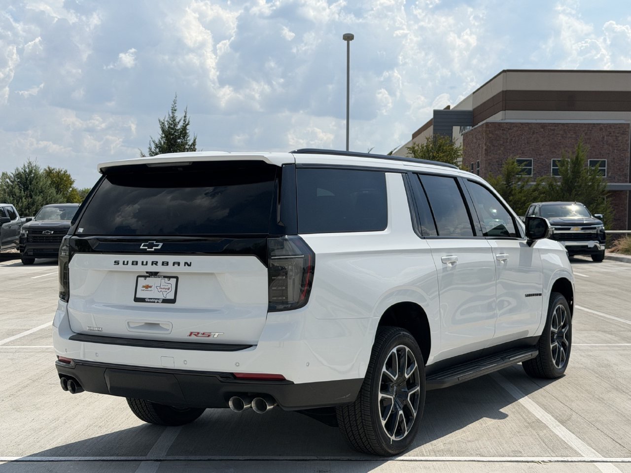 New 2026 Chevrolet Suburban RST w/ Comfort Package AWD/4WD image 4