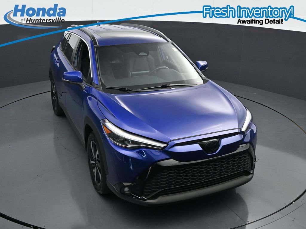 Used 2023 Toyota Corolla Cross AWD Hybrid w/ Convenience Package image 18