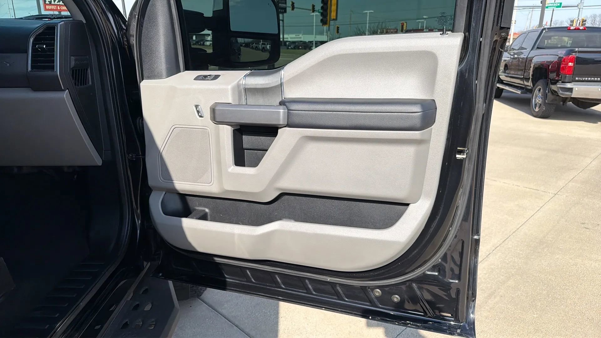 Used 2020 Ford F350 XLT w/ XLT Premium Package AWD/4WD image 84