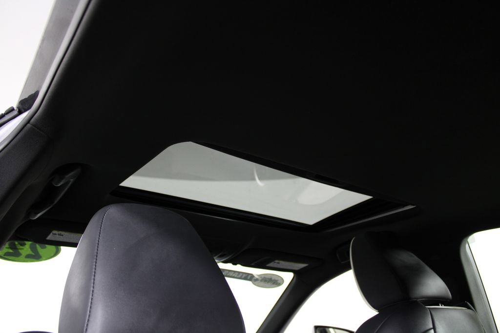 Used 2022 Lexus IS 350 F Sport w/ Navigation Package RWD image 21