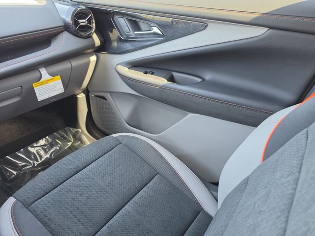 New 2026 Chevrolet Blazer EV SS w/ Performance Package AWD/4WD image 18