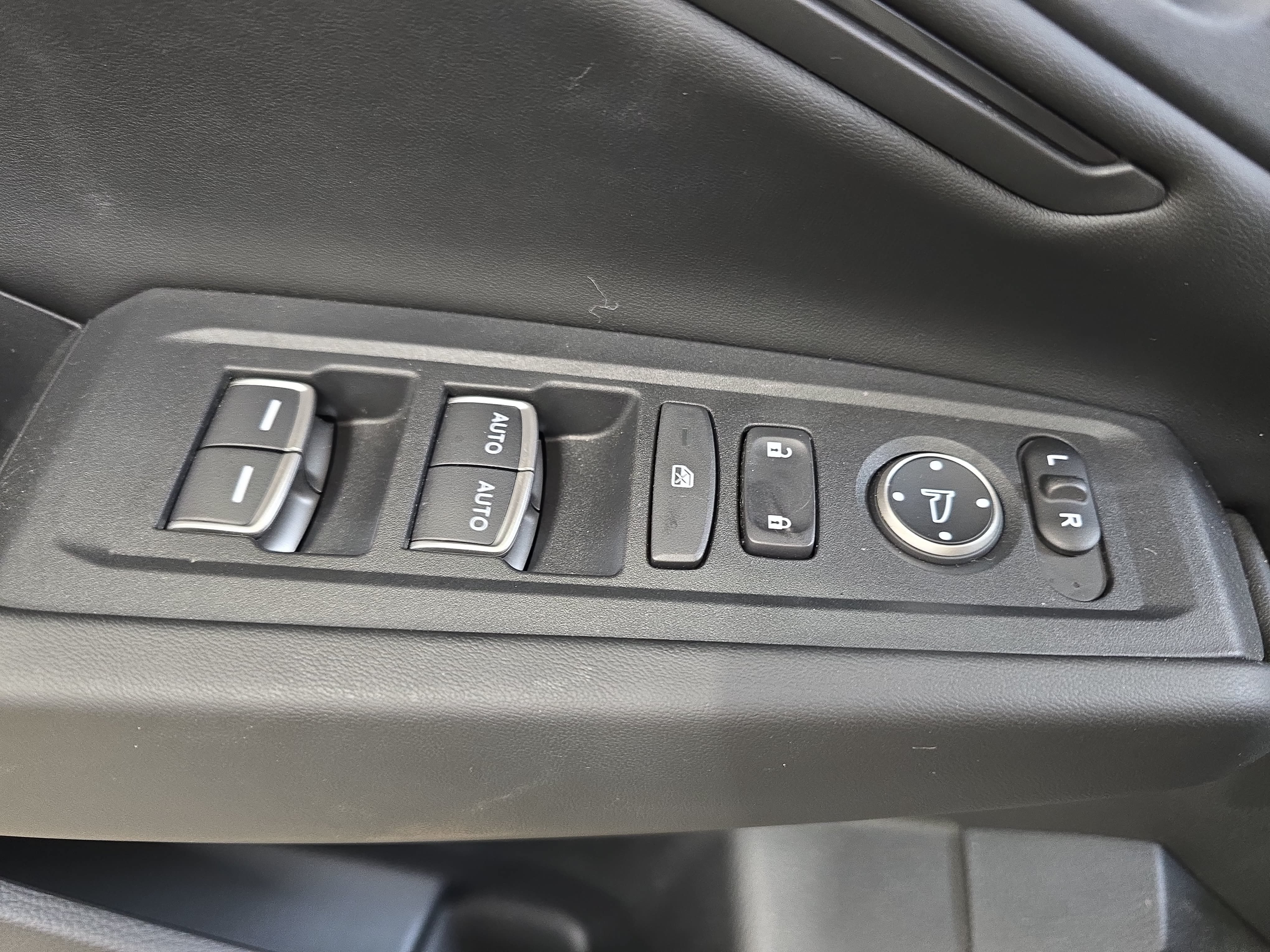 Used 2023 Honda Accord EX image 24