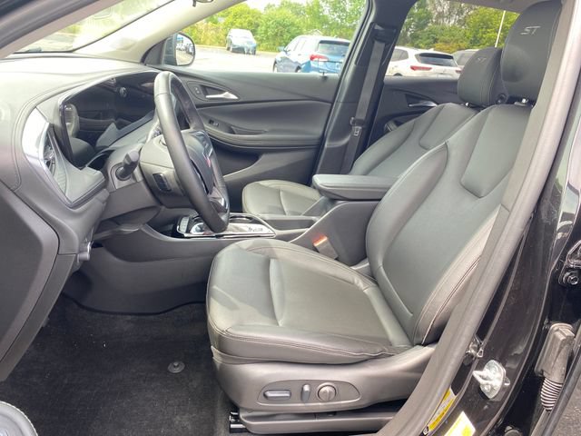 Certified 2024 Buick Encore GX Sport Touring w/ Comfort Package AWD/4WD image 15