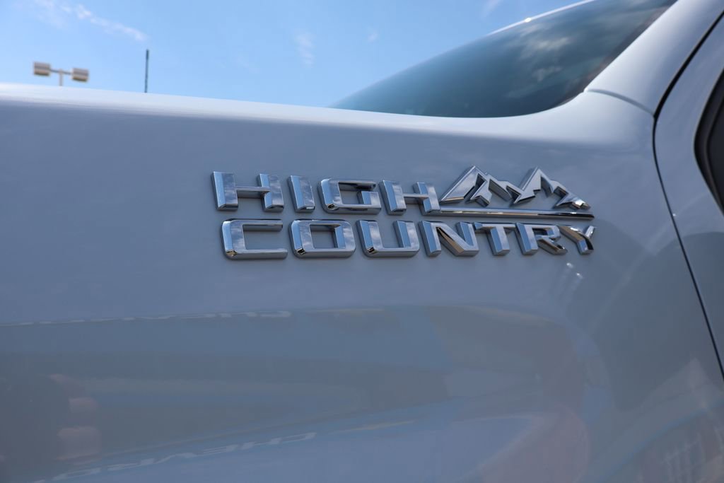 New 2026 Chevrolet Silverado 2500 High Country w/ Technology Package AWD/4WD image 14
