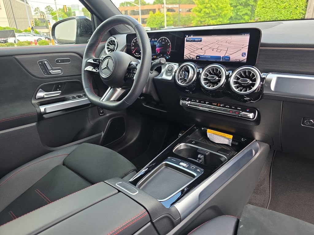 Certified 2026 Mercedes-Benz GLB 250 4MATIC image 18