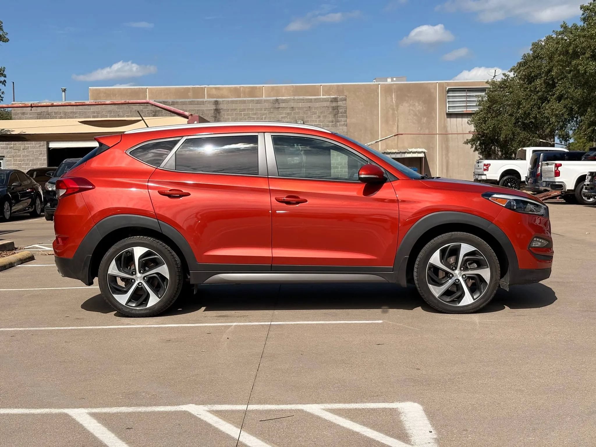 Used 2016 Hyundai Tucson Sport AWD/4WD image 2