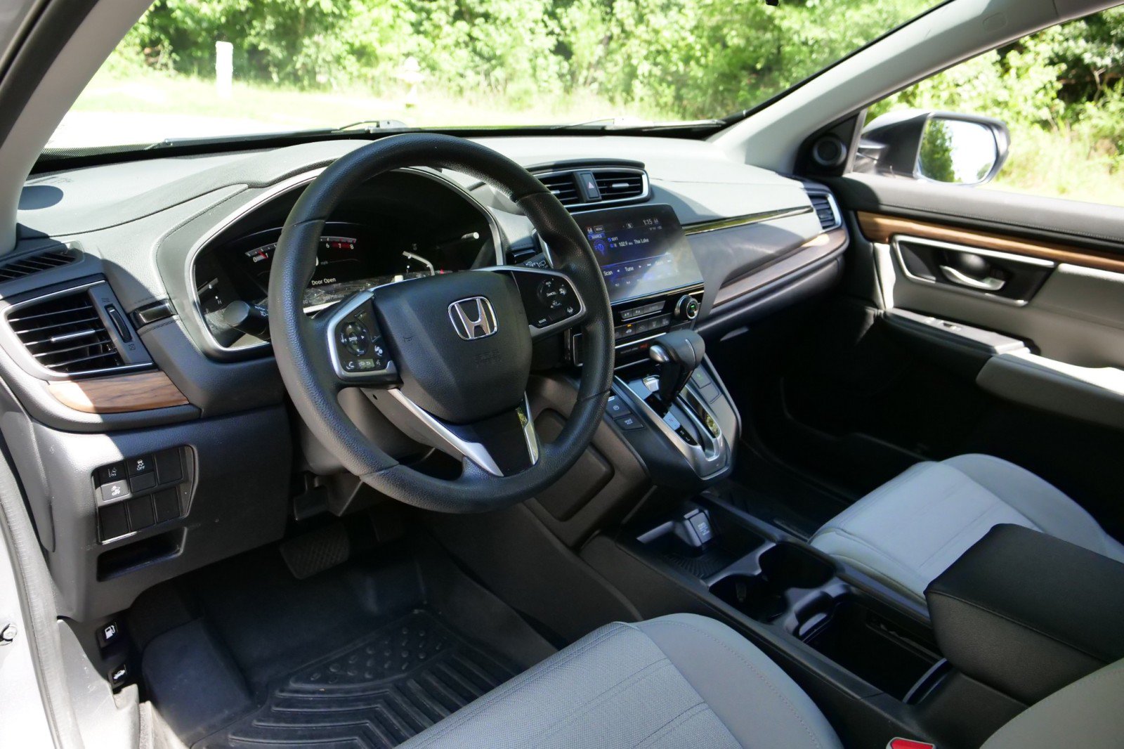 Used 2019 Honda CR-V EX image 2