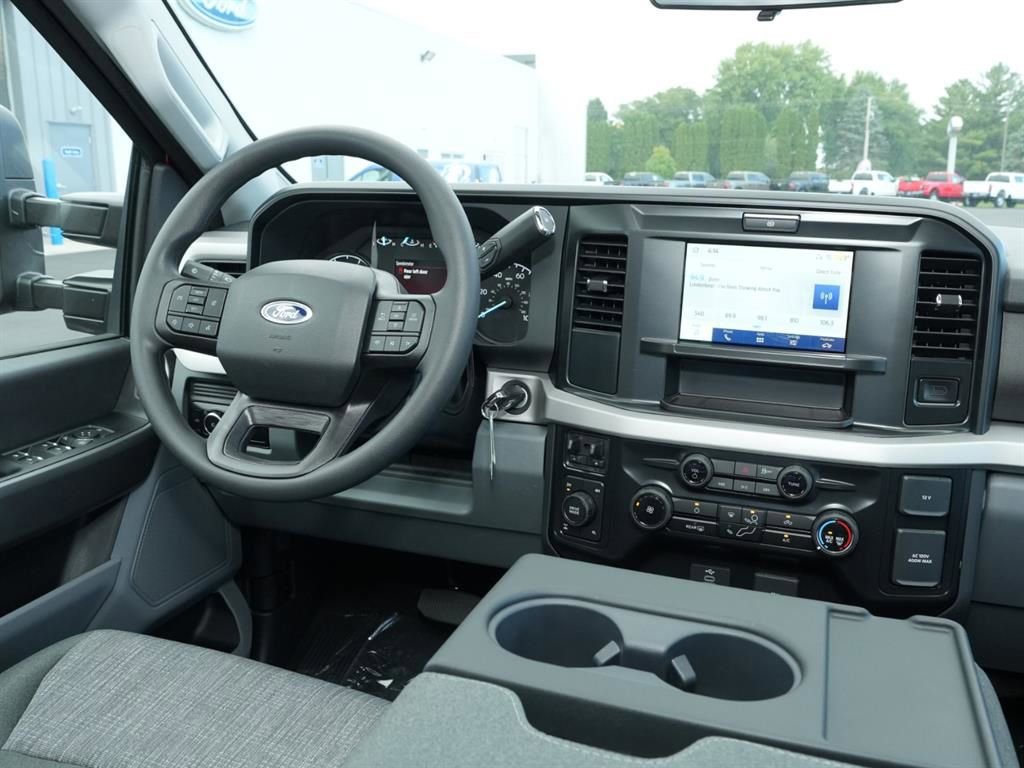New 2026 Ford F350 XLT image 20