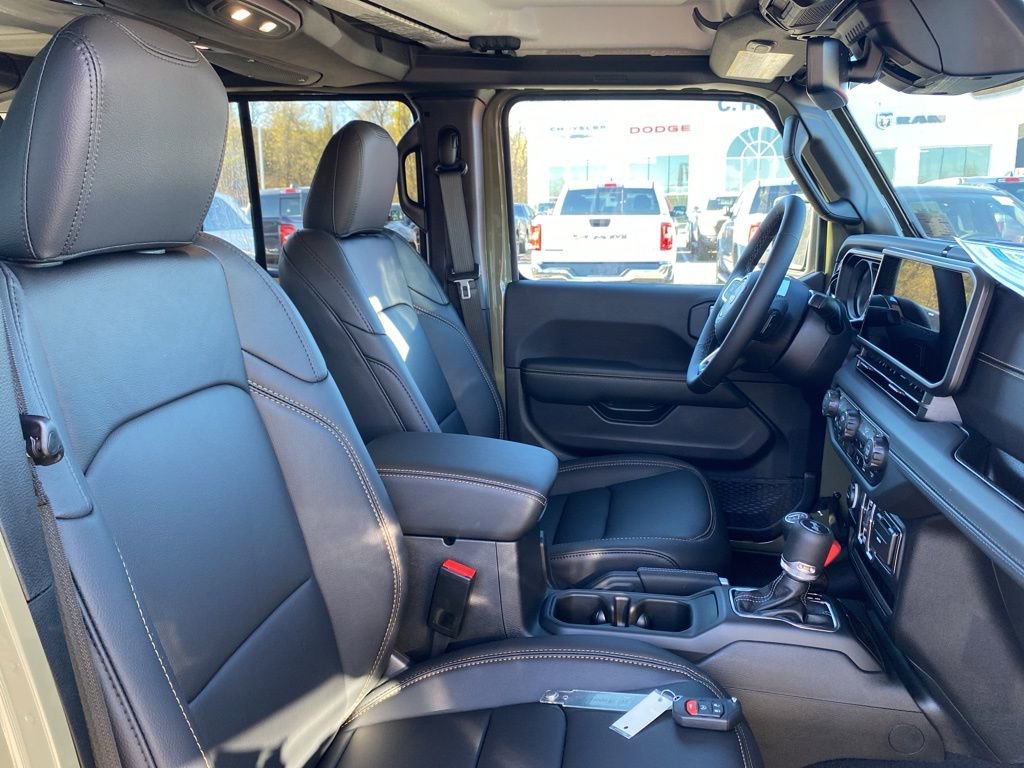 New 2026 Jeep Wrangler Sahara image 12