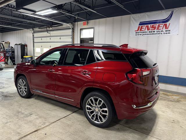 Certified 2023 GMC Terrain Denali w/ Denali Premium Package AWD/4WD image 6