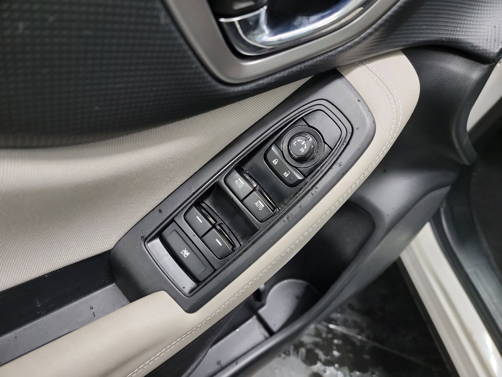 Used 2022 Subaru Forester Premium image 14