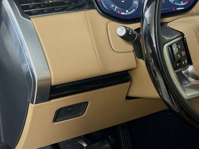 Certified 2023 Land Rover Range Rover SE image 10