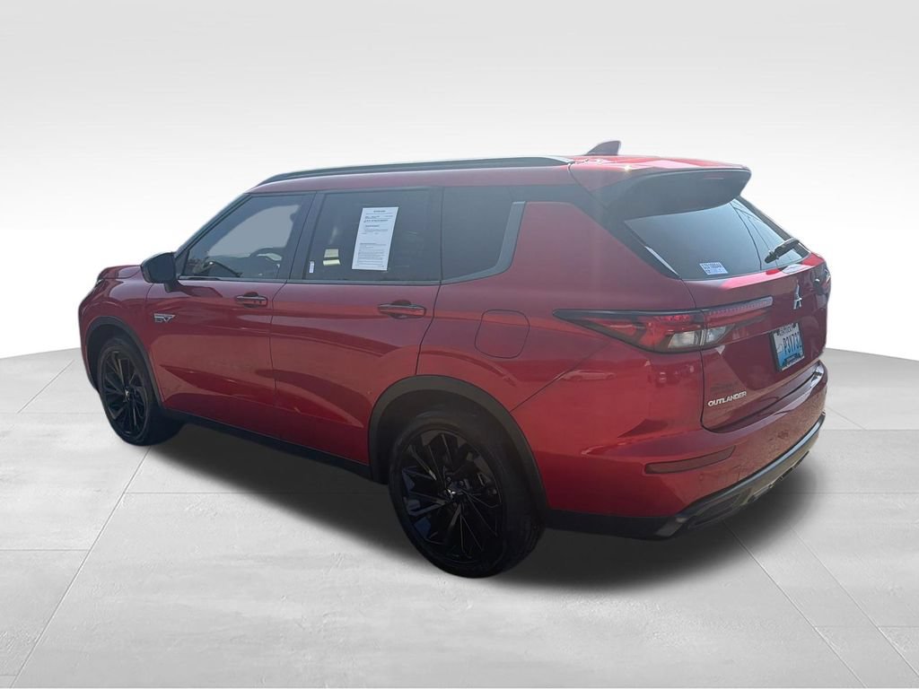 Used 2025 Mitsubishi Outlander SEL Black Edition AWD/4WD image 3