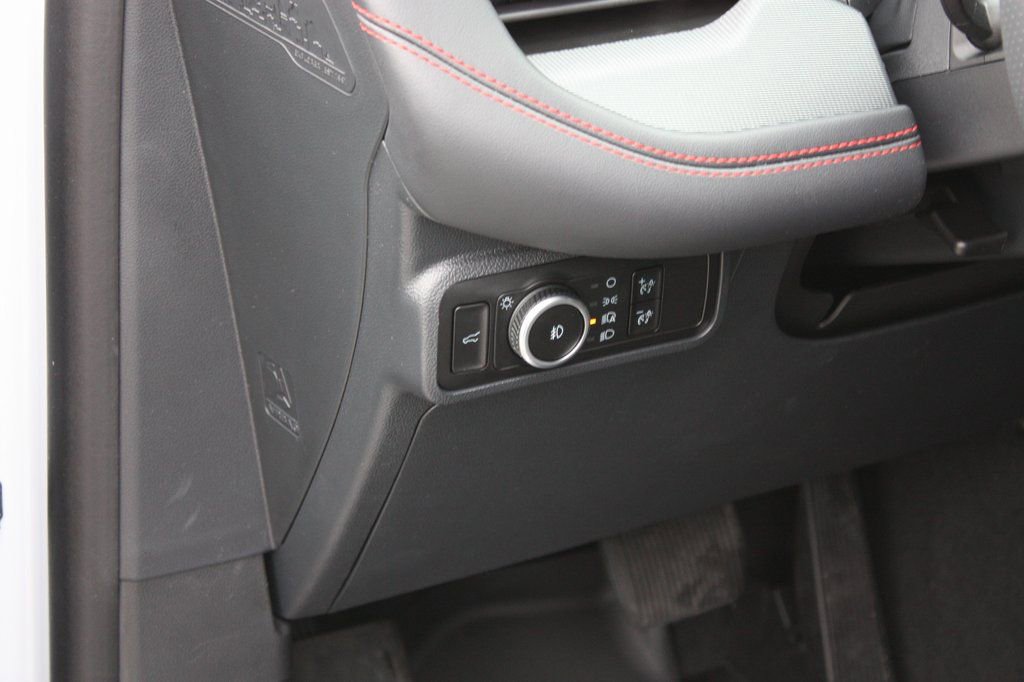New 2026 Ford Explorer ST-Line w/ ST-Line Street Pack image 12