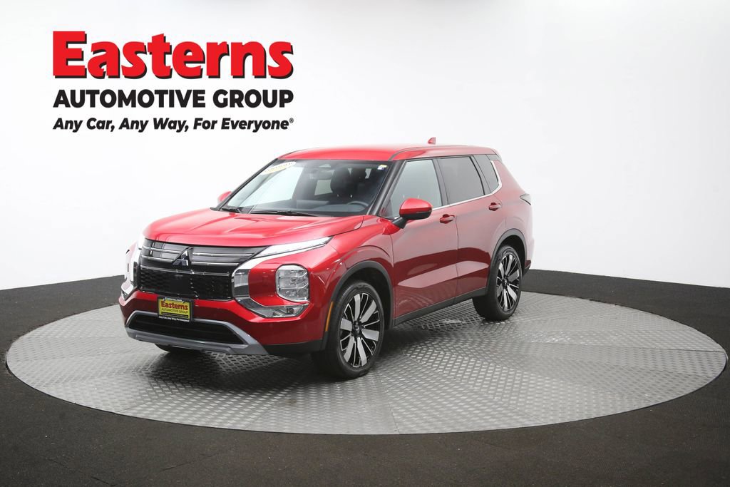 Used 2025 Mitsubishi Outlander AWD image 56