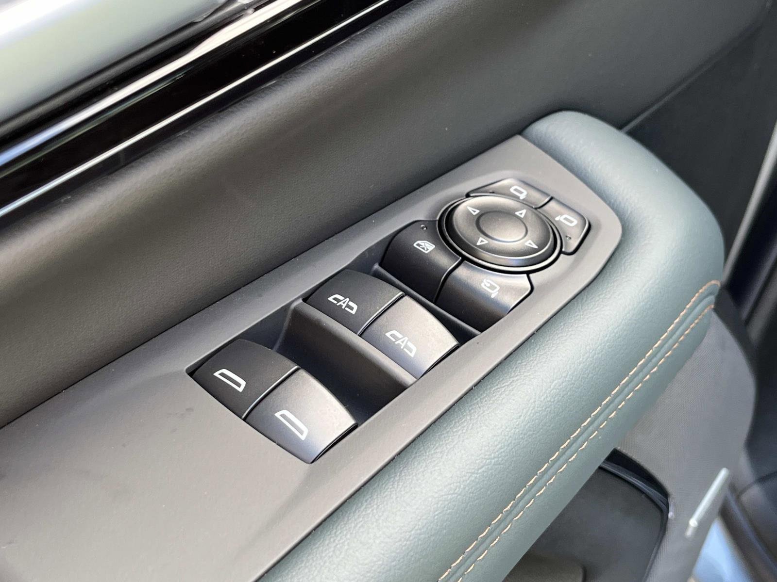 New 2026 GMC Yukon AT4 image 25