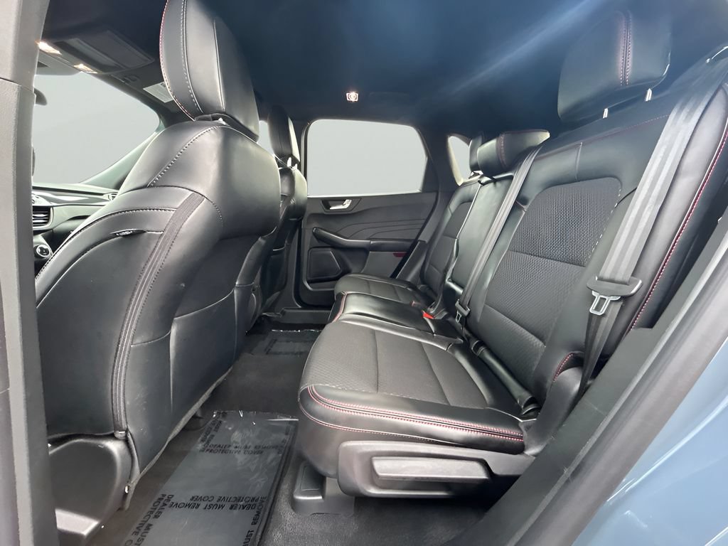 Certified 2025 Ford Escape ST-Line FWD image 23