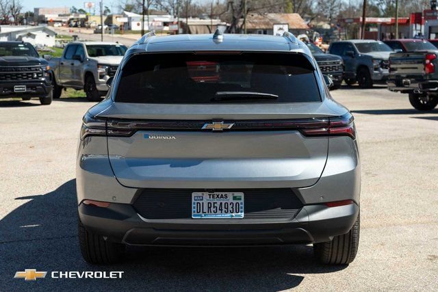 New 2026 Chevrolet Equinox EV LT FWD image 7