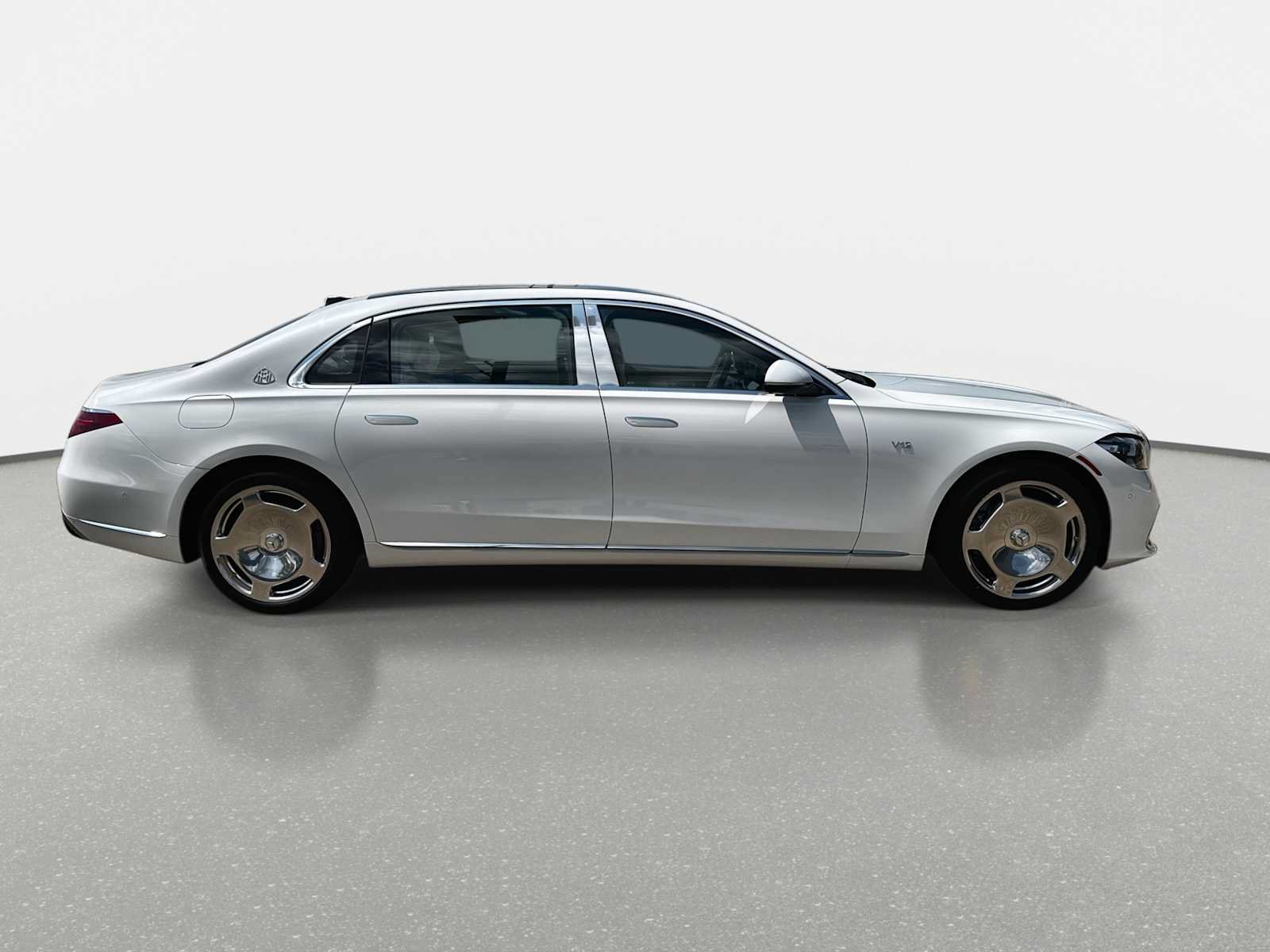 Used 2024 Mercedes-Benz Maybach S 680 4MATIC image 10