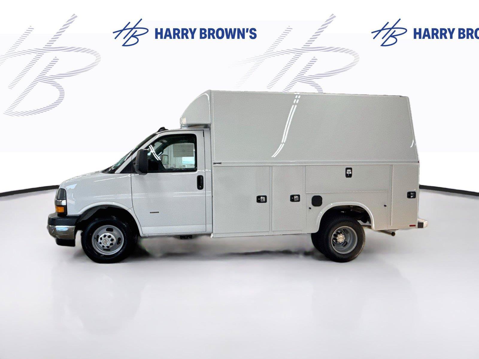 New 2026 Chevrolet Express 3500 w/ Power Convenience Package RWD image 23
