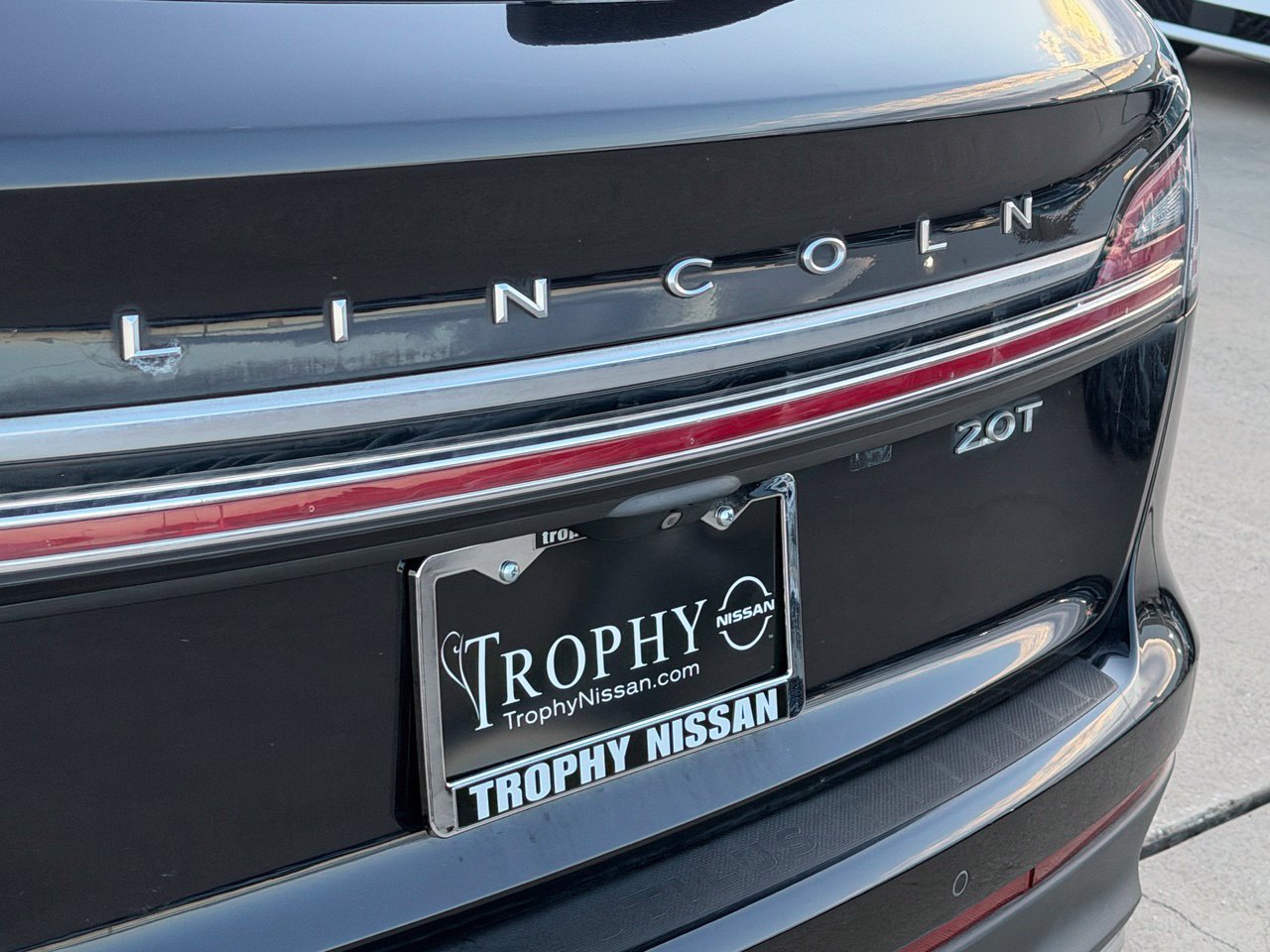 Used 2019 Lincoln Nautilus Reserve w/ Cargo Utility Package FWD image 8