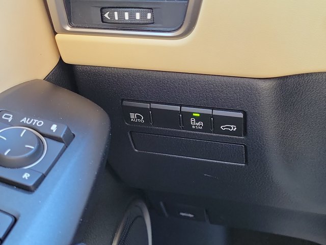 Used 2019 Lexus NX 300h AWD w/ Premium Package image 20