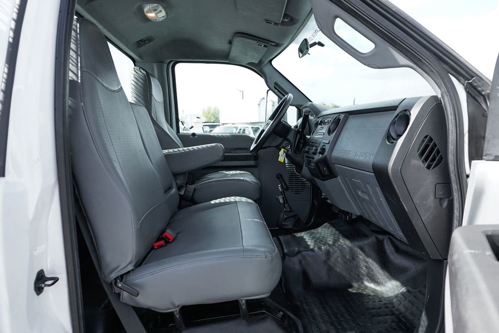 Used 2016 Ford F650 2WD Regular Cab Super Duty image 30