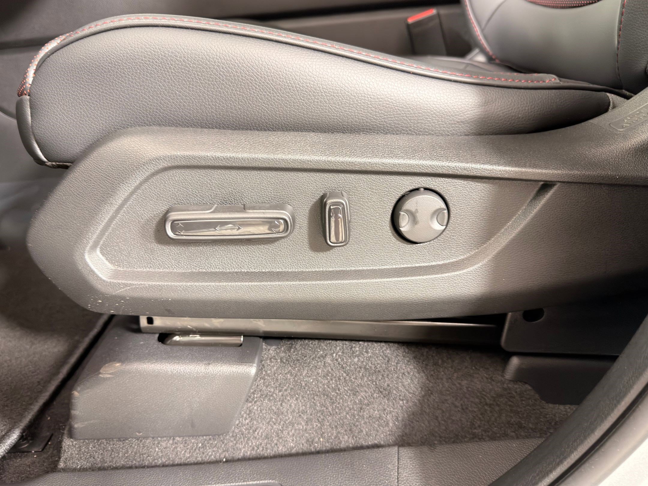 New 2026 Honda Pilot Black Edition image 14