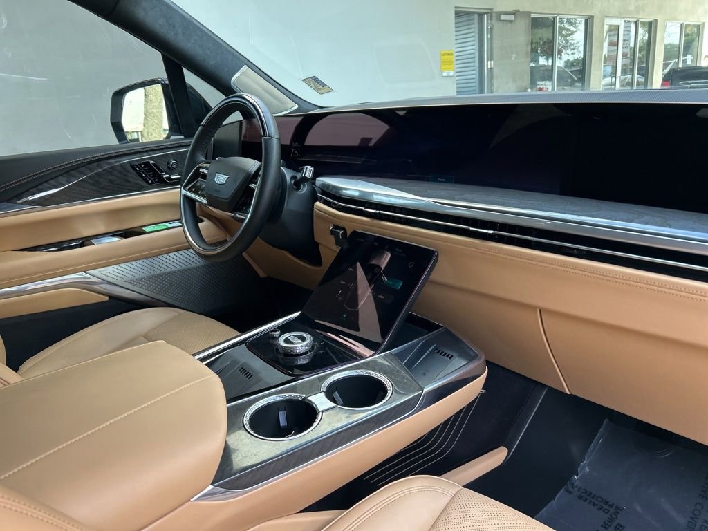 Used 2025 Cadillac Escalade IQ Sport 2 image 23