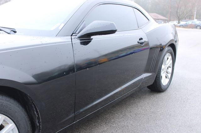 Used 2015 Chevrolet Camaro LT RWD image 37
