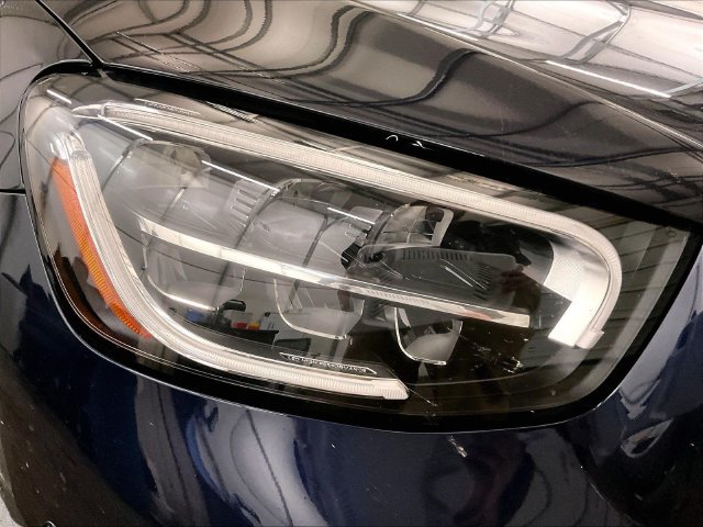 Used 2021 Mercedes-Benz GLC 300 4MATIC image 27