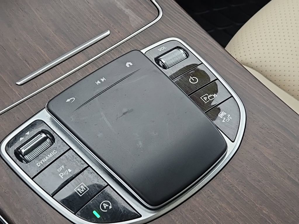 Used 2021 Mercedes-Benz GLC 300 GLC 300 image 31