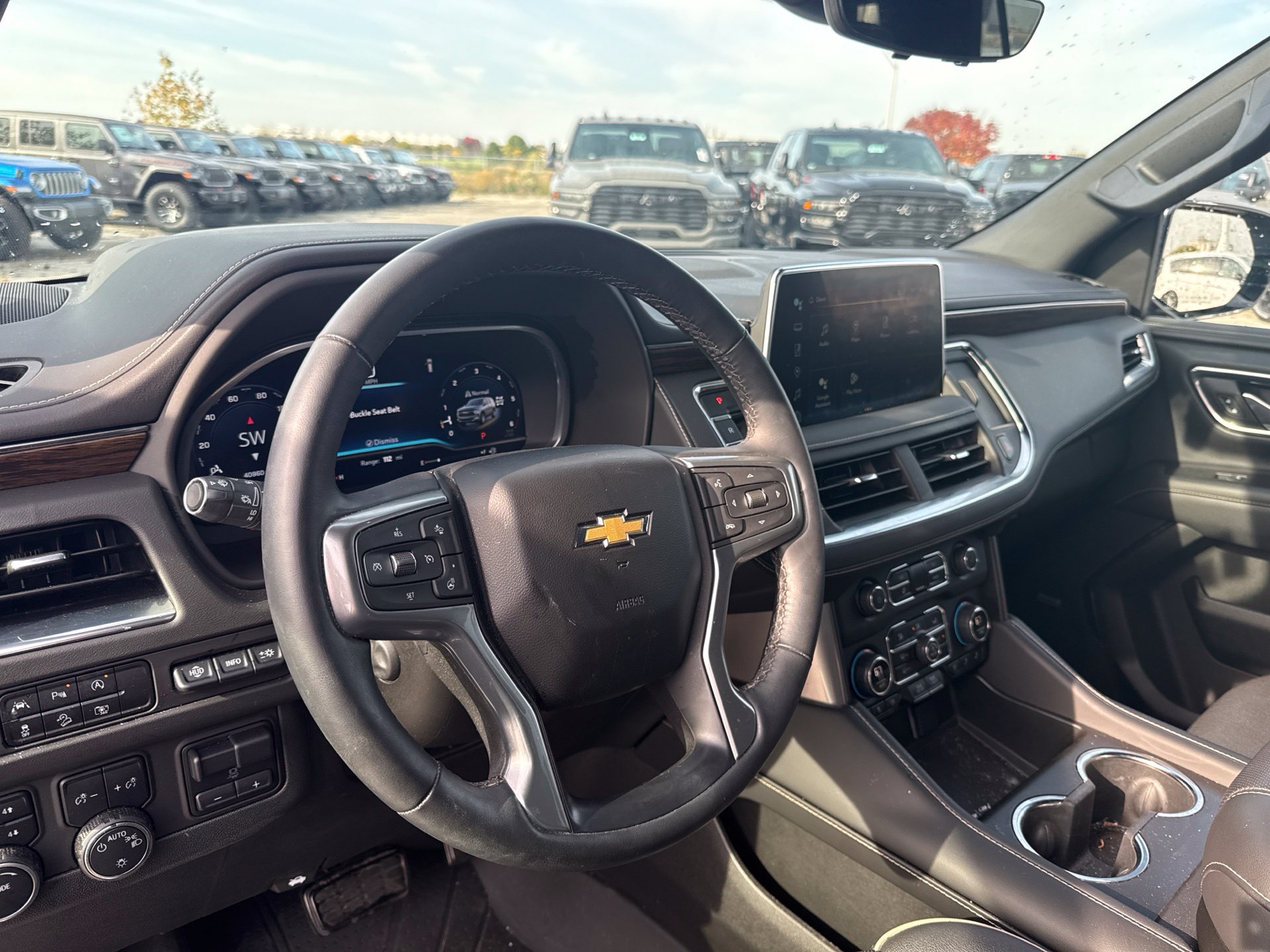 Used 2023 Chevrolet Tahoe Premier w/ Premium Package AWD/4WD image 10